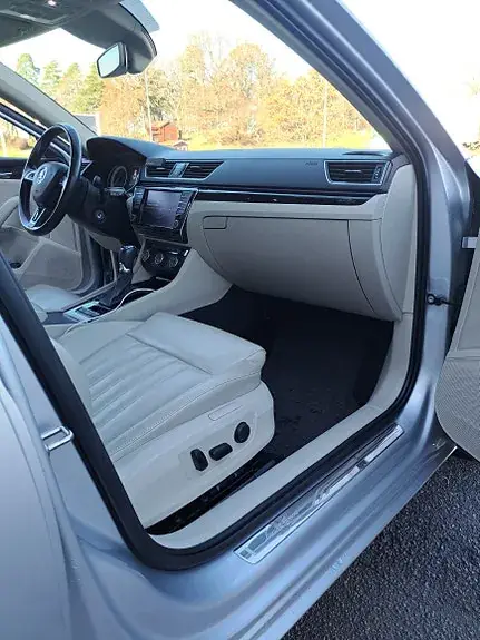 Skoda Superb 2016 photo 4