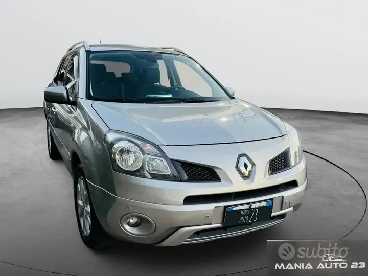 Renault Koleos 2010 photo 2
