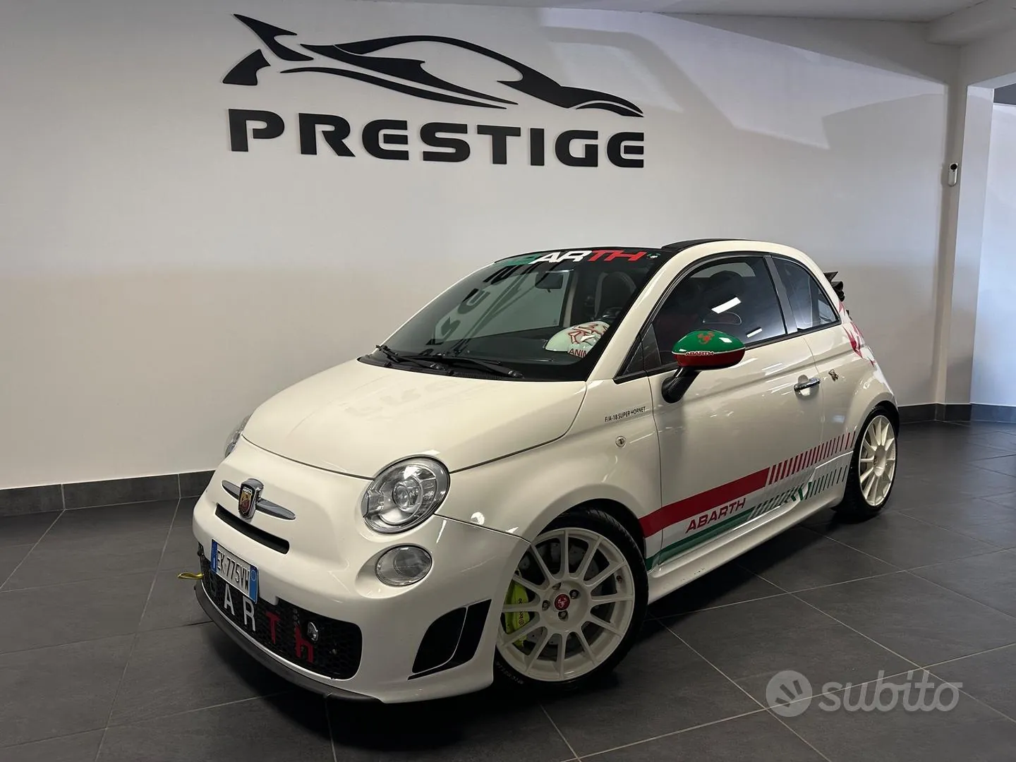 Abarth 500 2011 photo 2