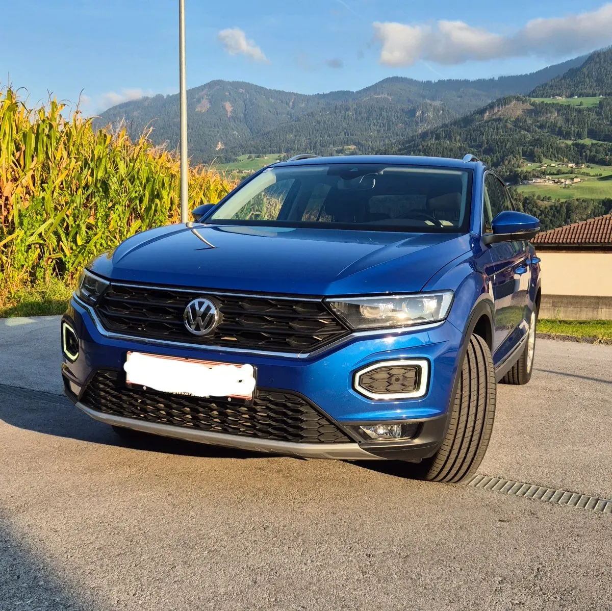 Volkswagen T-Roc 2017 photo 2
