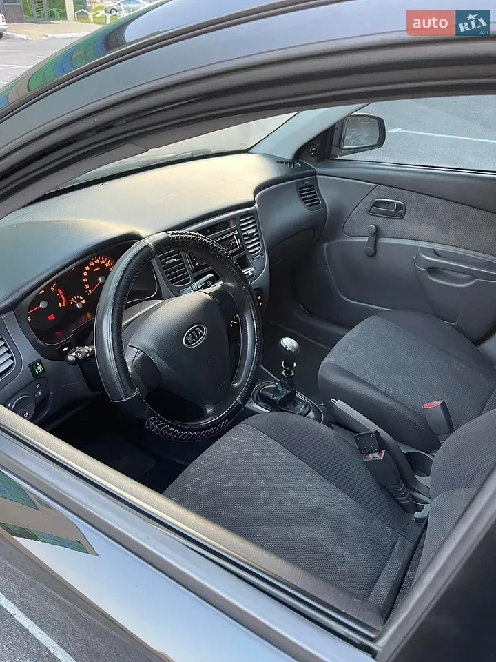 Kia Rio 2008 photo 2
