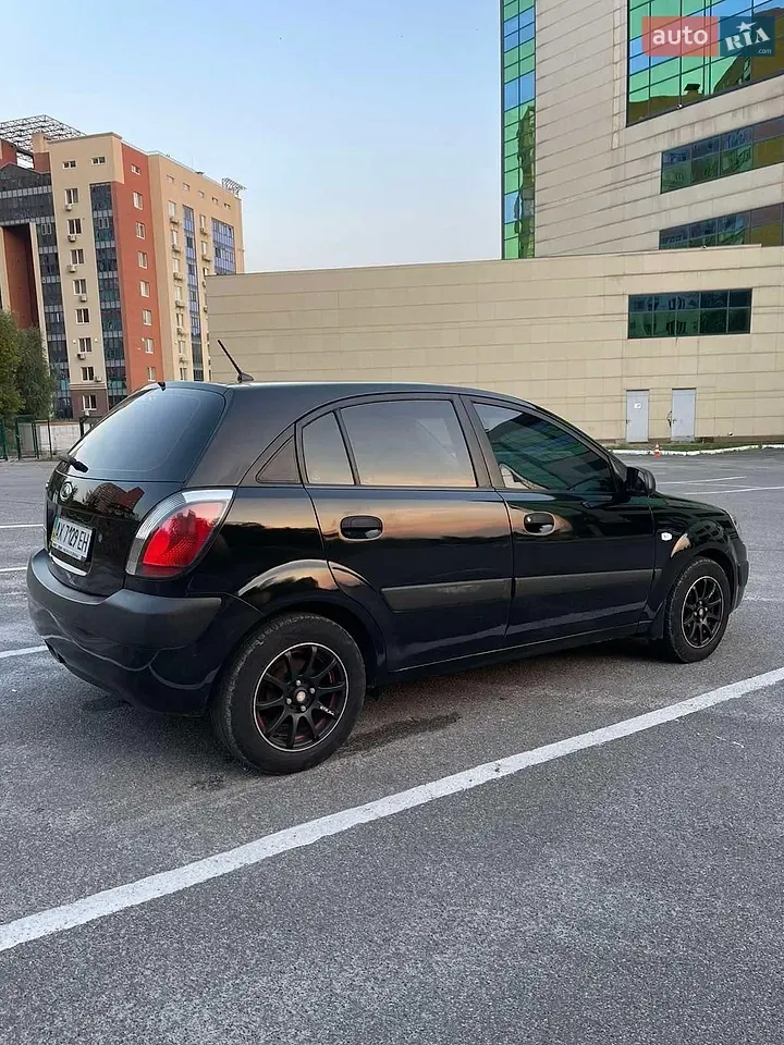 Kia Rio 2008 photo 4