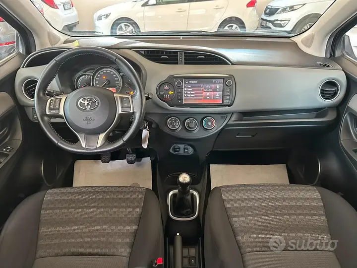 Toyota Yaris 2016 photo 4