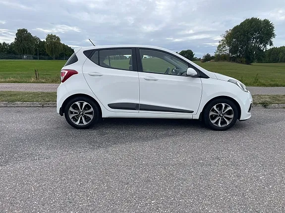 Hyundai I10 2015 photo 2