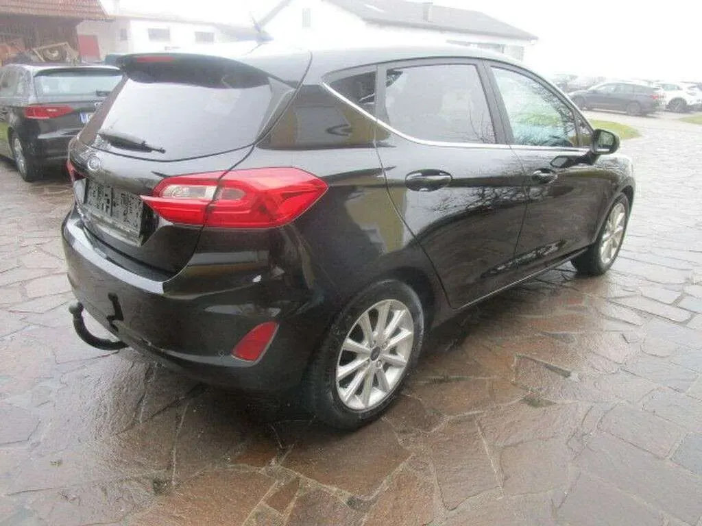 Ford Fiesta 2018 photo 3
