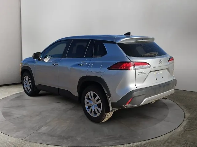 Toyota Corolla Cross 2023 photo 3