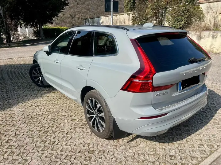 Volvo Xc60 2024 photo 3