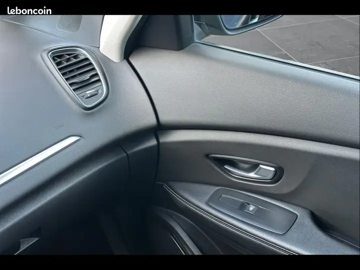 Renault Scenic 2022 photo 5
