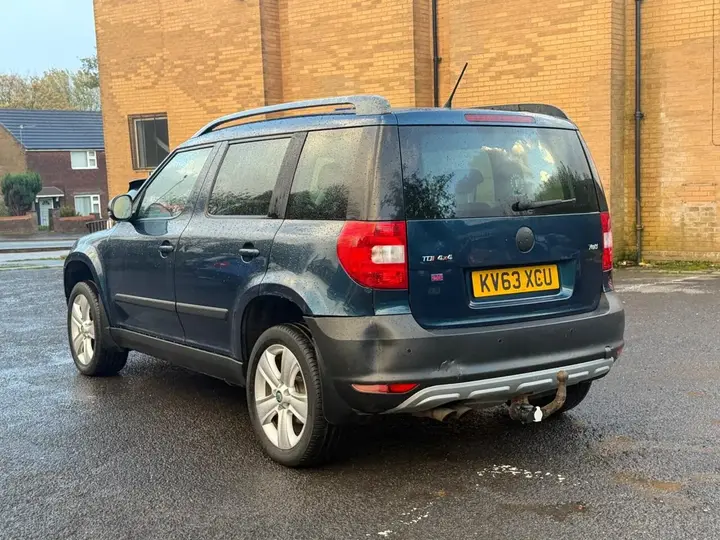 Skoda Yeti 2013 photo 5
