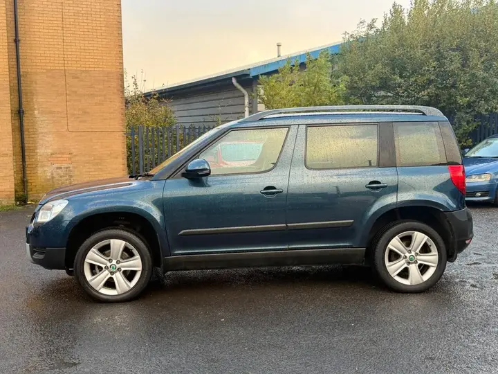 Skoda Yeti 2013 photo 4