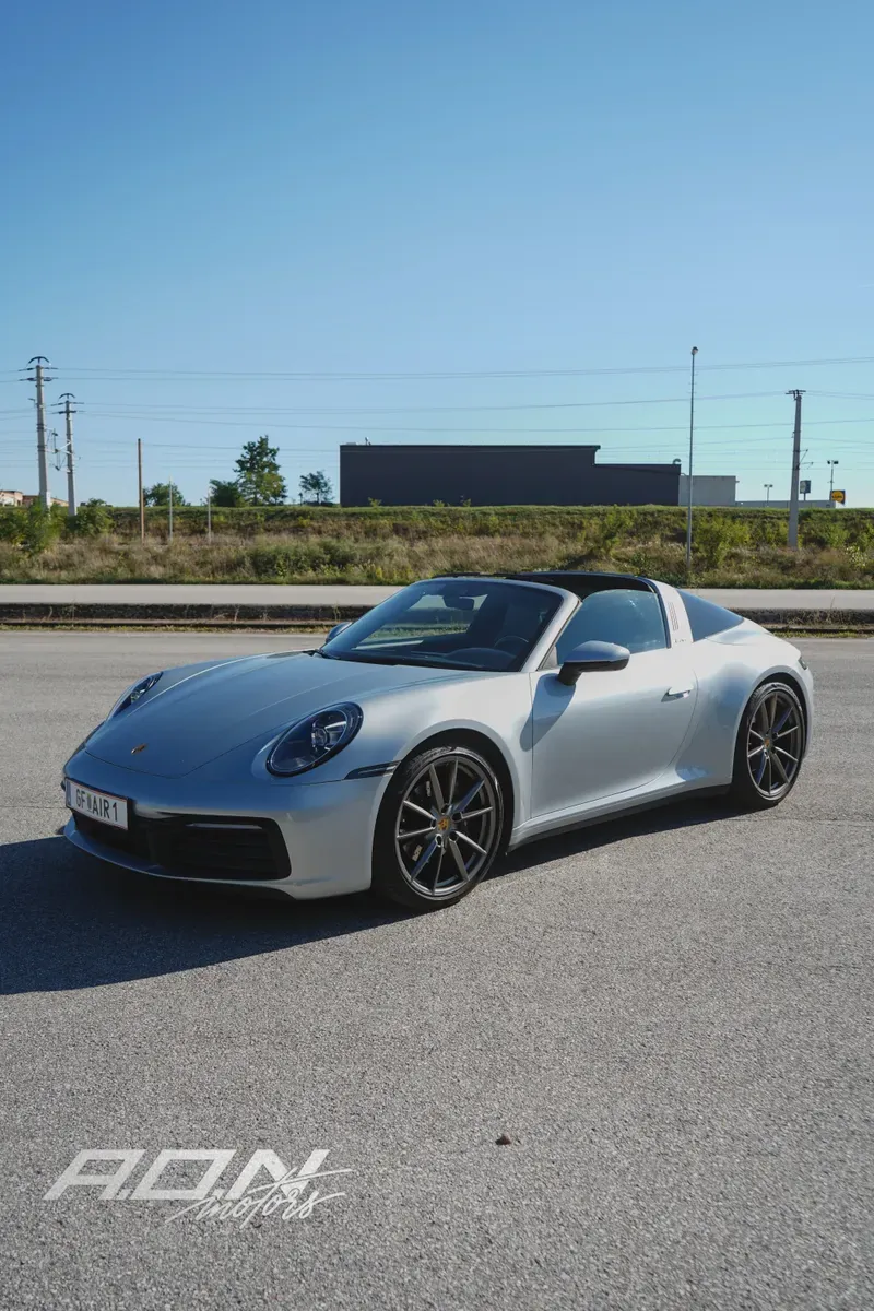 Porsche 911 2021 photo 3