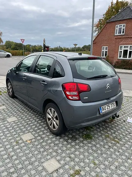 Citroen C3 2011 photo 2