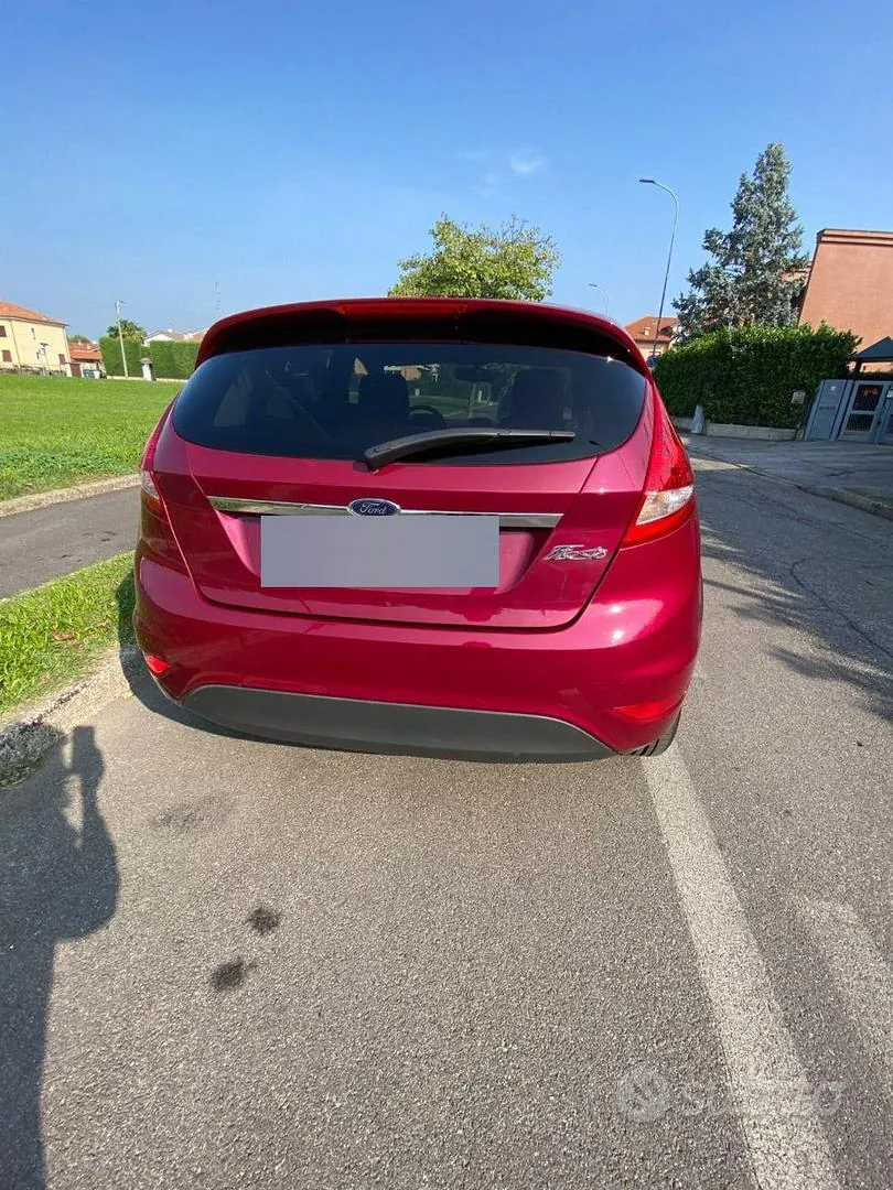 Ford Fiesta 2009 photo 3