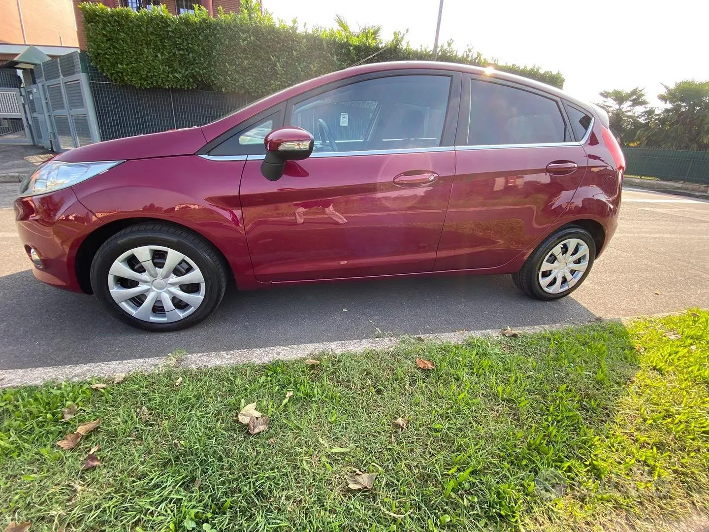 Ford Fiesta 2009 photo 2
