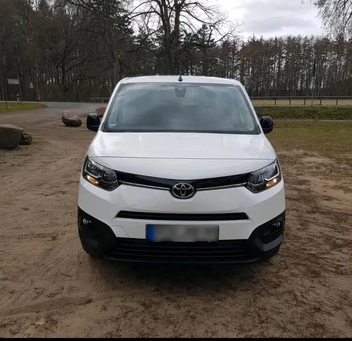 Toyota Proace City