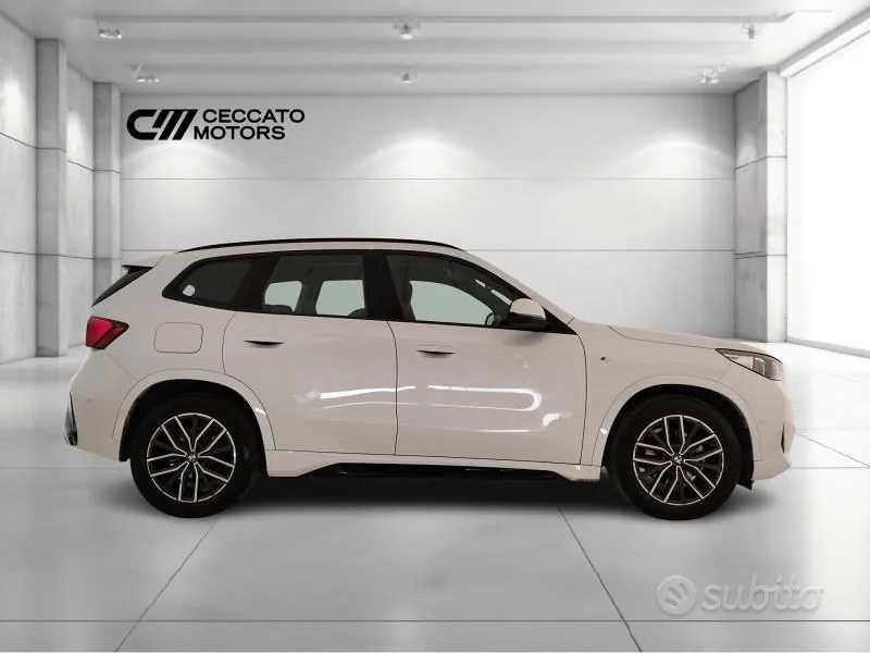 BMW X1 2024 photo 3