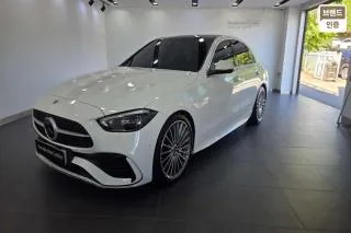 Mercedes-Benz C-Class 2024 photo 2