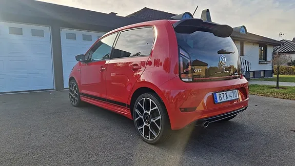Volkswagen Up 2018 photo 3