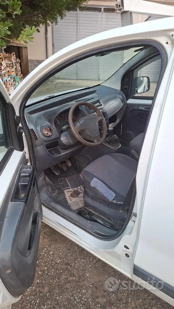 Peugeot Bipper 2010 photo 4