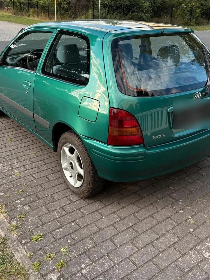 Toyota Starlet