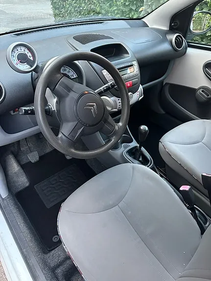 Citroen C1 2010 photo 3