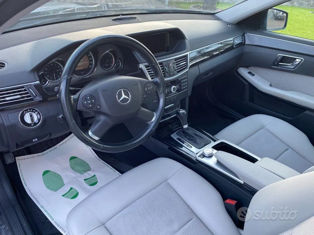 Mercedes-Benz E-Class 2009 photo 5