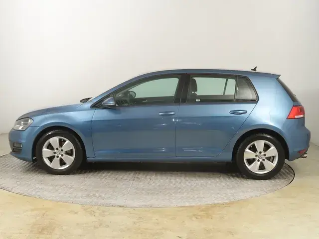 Volkswagen Golf 2013 photo 2