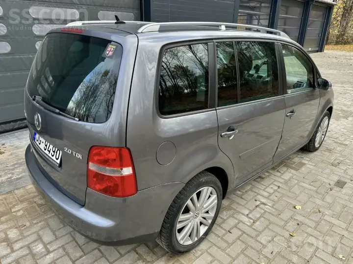 Volkswagen Touran 2006 photo 5