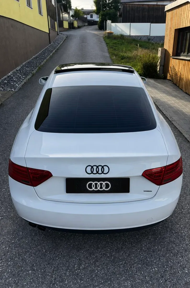 Audi A5 2012 photo 3