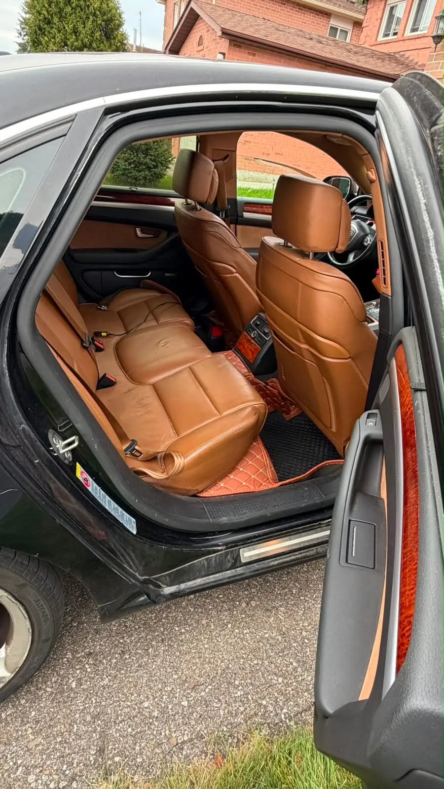 Audi A8 2009 photo 4