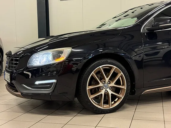Volvo V60 2014 photo 3