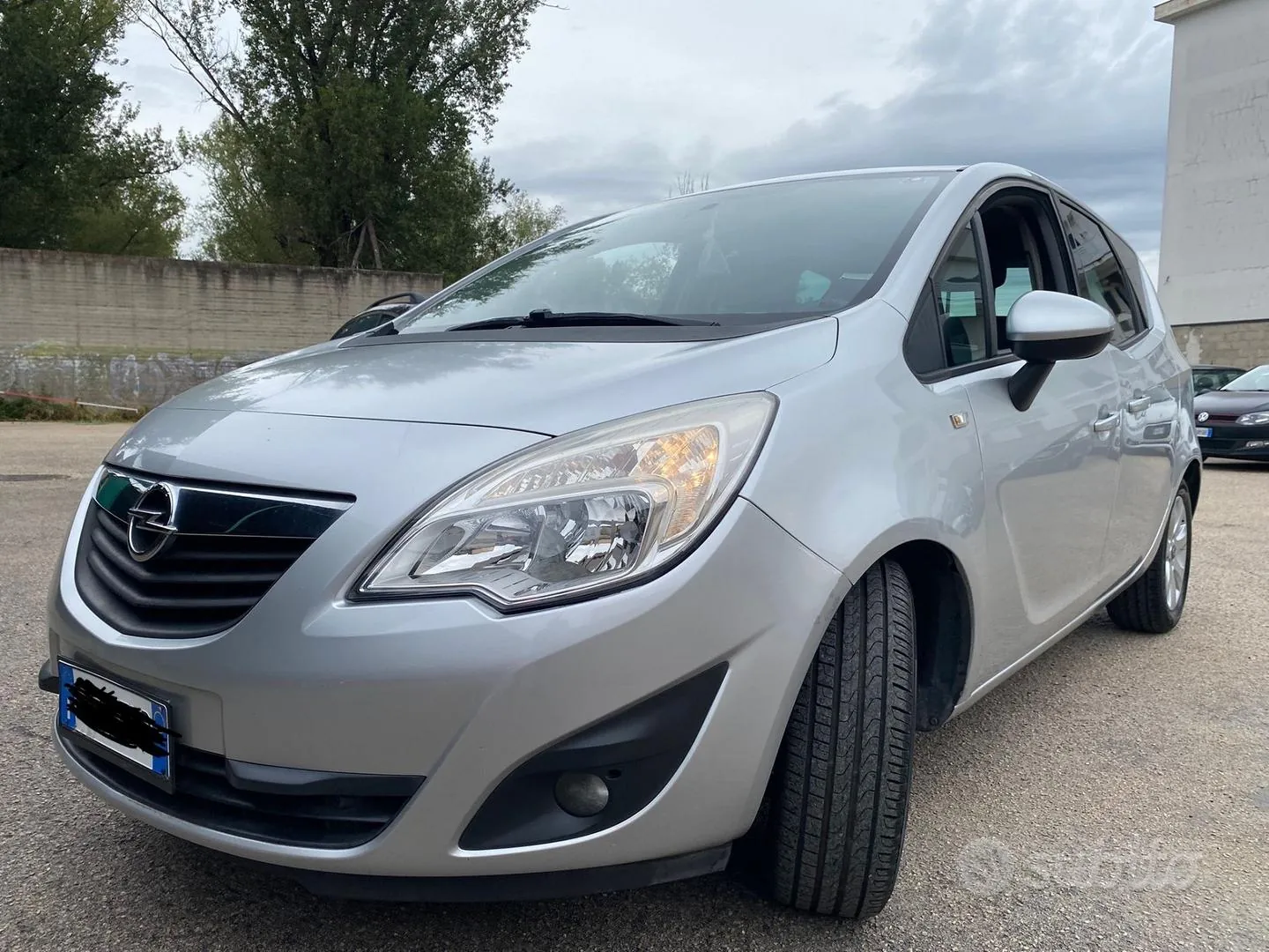 Opel Meriva 2012 photo 2