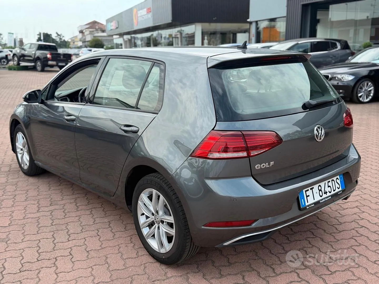 Volkswagen Golf 2018 photo 4