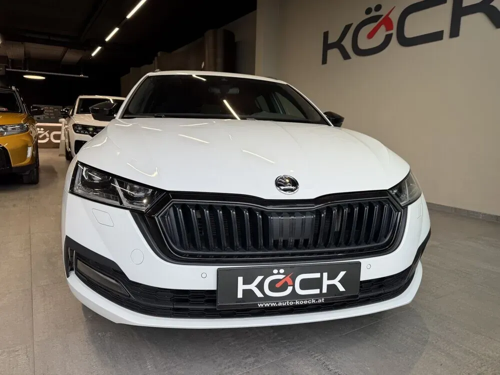 Skoda Octavia 2022 photo 3