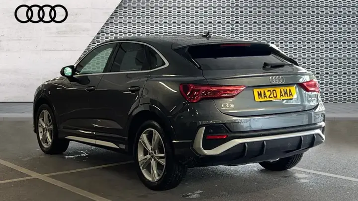Audi Q3 2020 photo 3