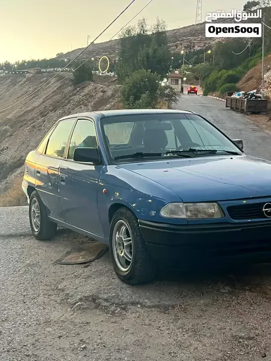Opel Astra 1995 photo 2