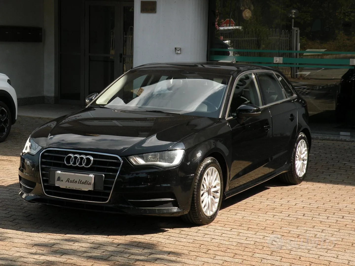 Audi A3 2016 photo 2