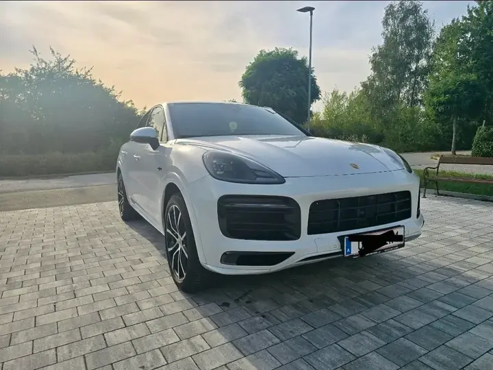 Porsche Cayenne 2022 photo 3