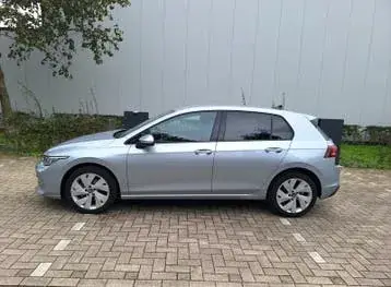 Volkswagen Golf Variant 2024 photo 3