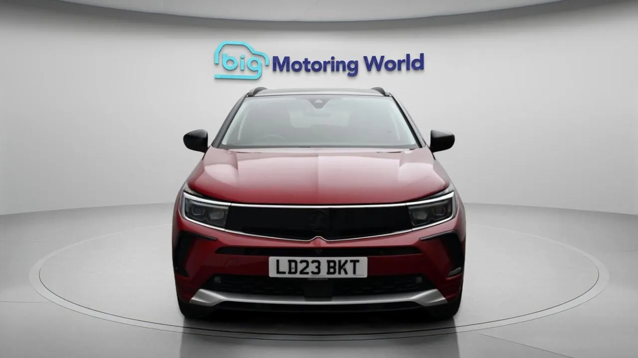 Vauxhall Grandland 2023 photo 3