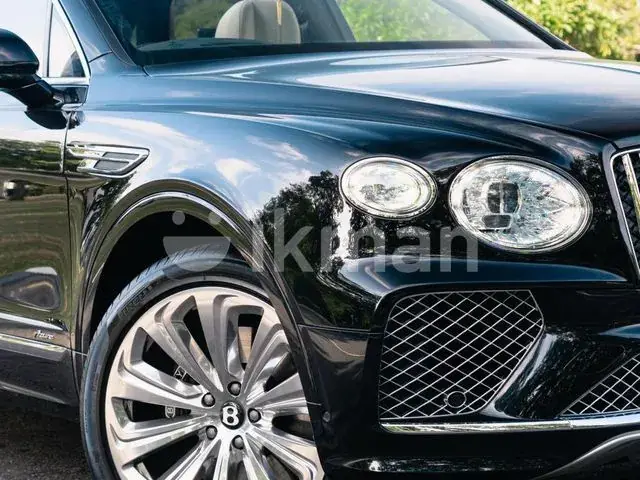 Bentley Bentayga 2024 photo 3