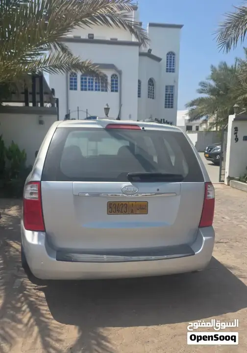 Kia Carnival 2008 photo 2