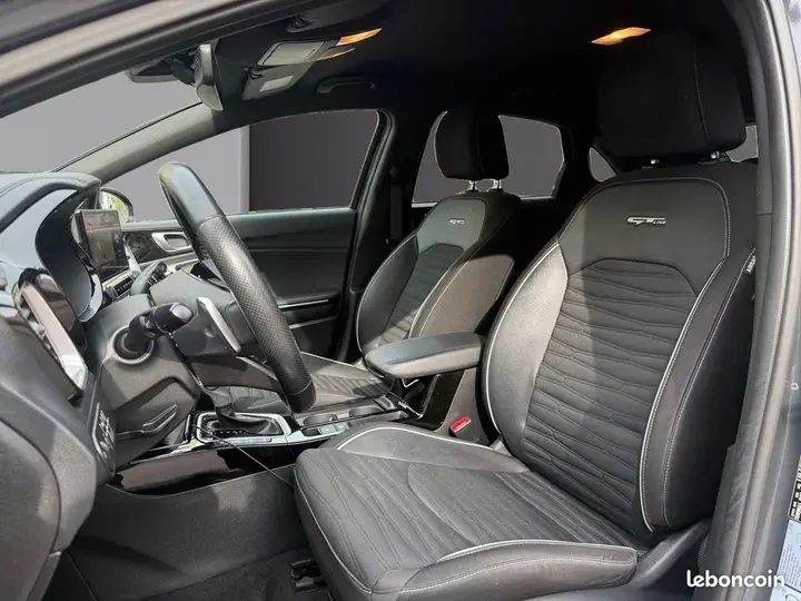 Kia Ceed 2023 photo 5