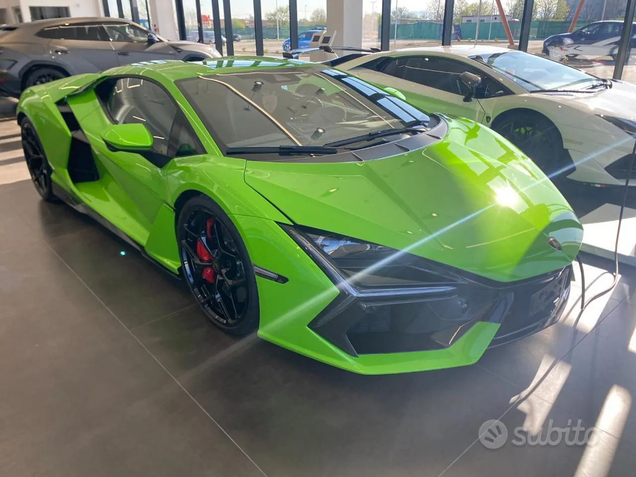 Lamborghini Revuelto