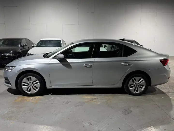 Skoda Octavia 2023 photo 5
