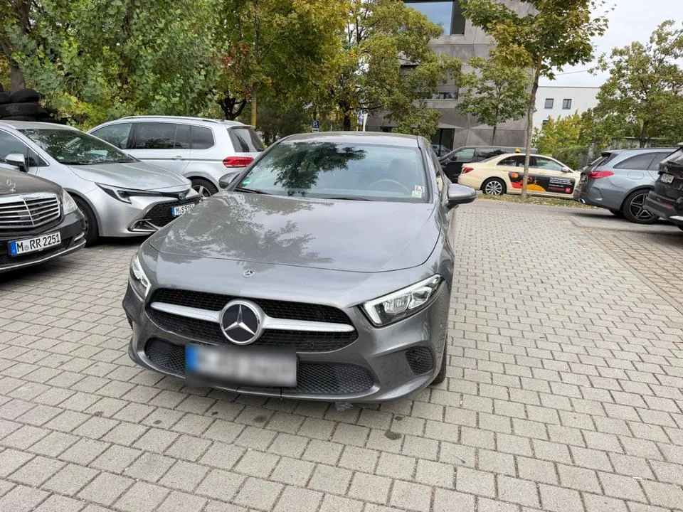 Mercedes-Benz A 200 Progressive