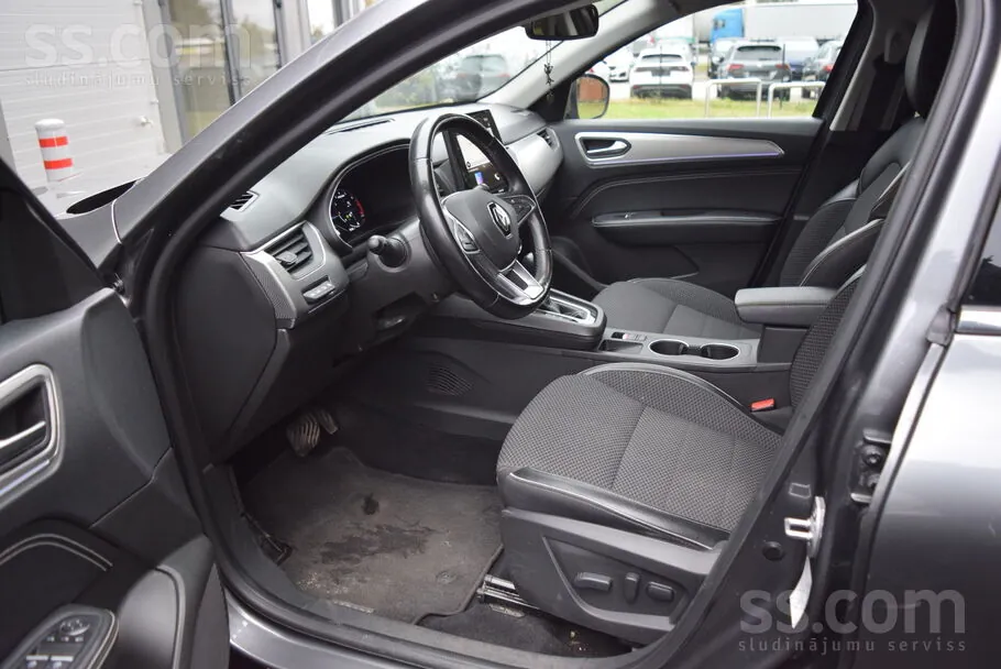 Renault Arkana 2023 photo 5