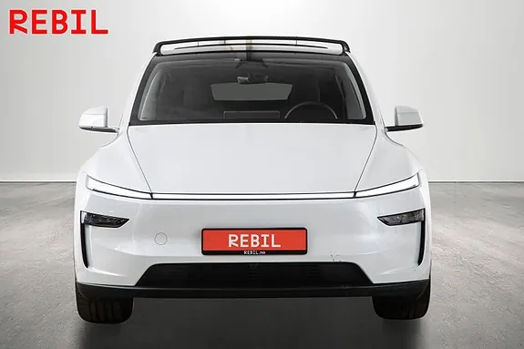 Tesla Model Y 2026 photo 3