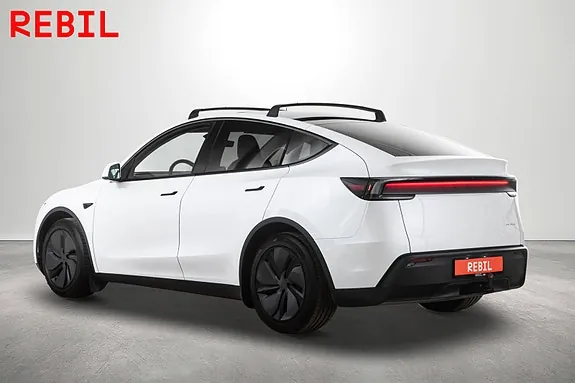 Tesla Model Y 2026 photo 5