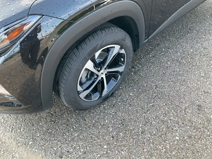 Chevrolet Trax 2024 photo 2